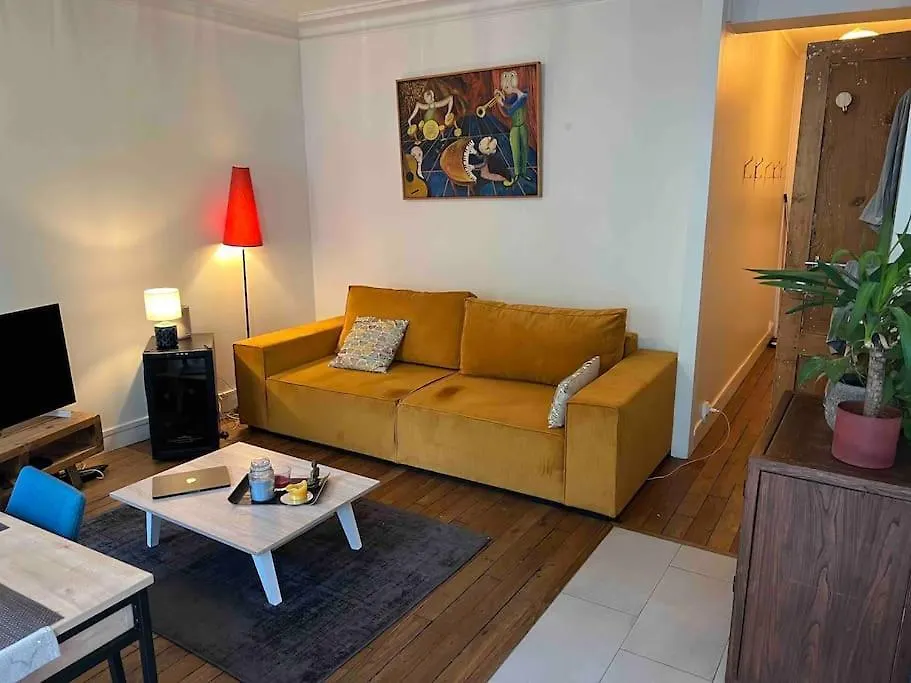 Haussmanien Au Coeur Du Village Montmartre ! Apartament